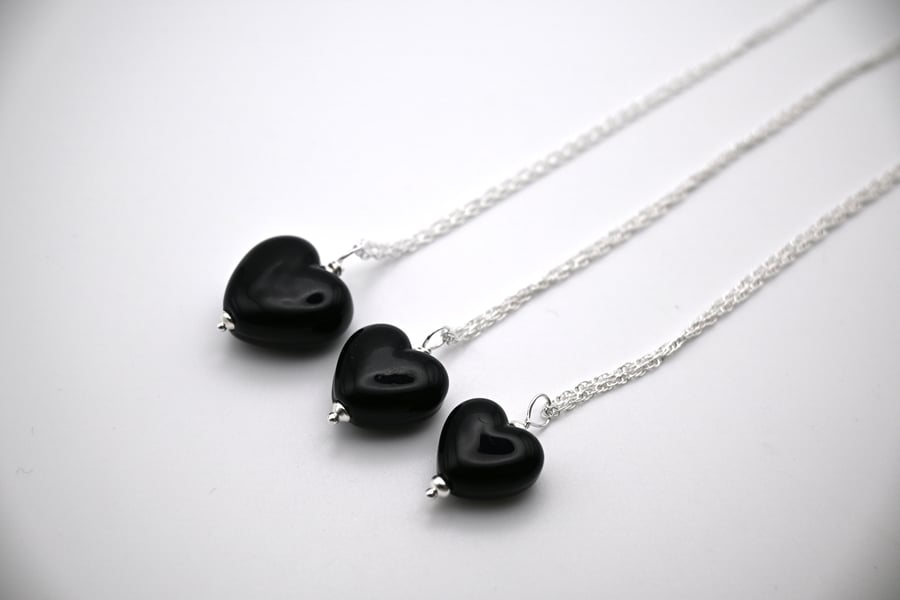 black glass heart pendant necklace