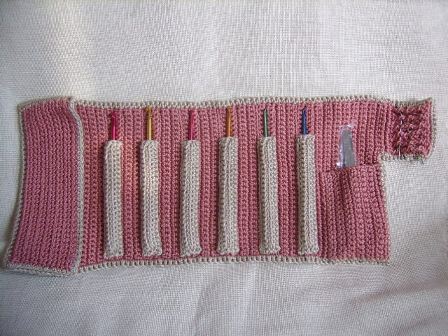 Roll up, travel crochet hook case