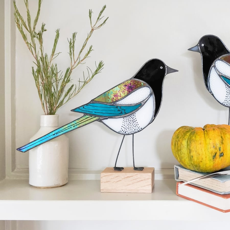  Magpie Glass Sculpture 