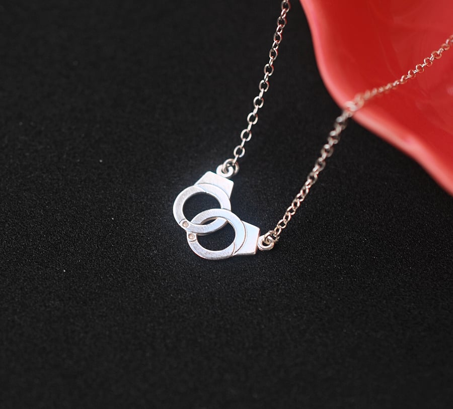 Lovers necklace, 925 sterling silver handcuff pendant women necklace
