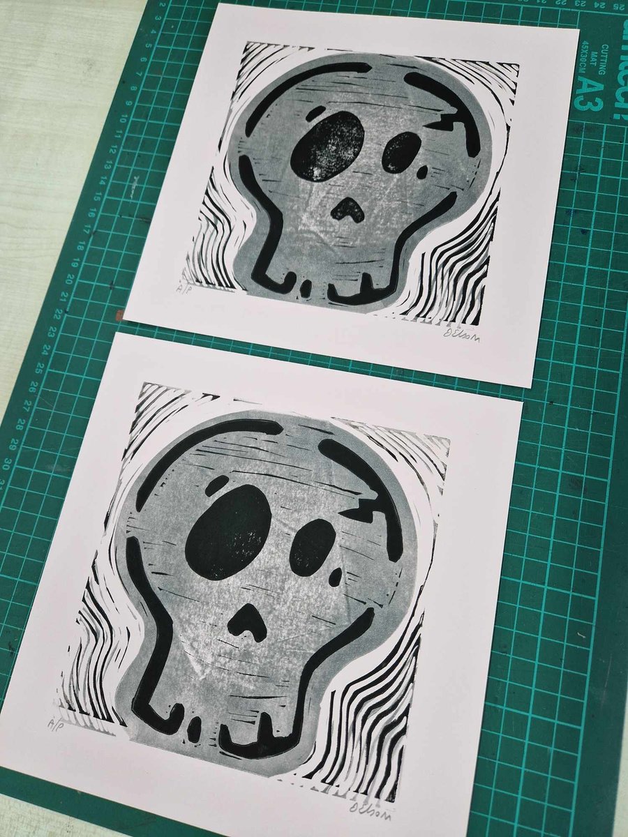 Lino printed 20x20cm two layer skull print