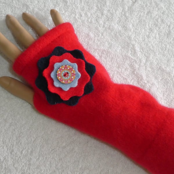 Fingerless Gloves Wrist warmers. Upcycled gloves. Red with Felt Flower