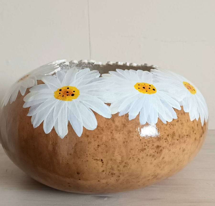 Decorative Daisy Gourd Bowl