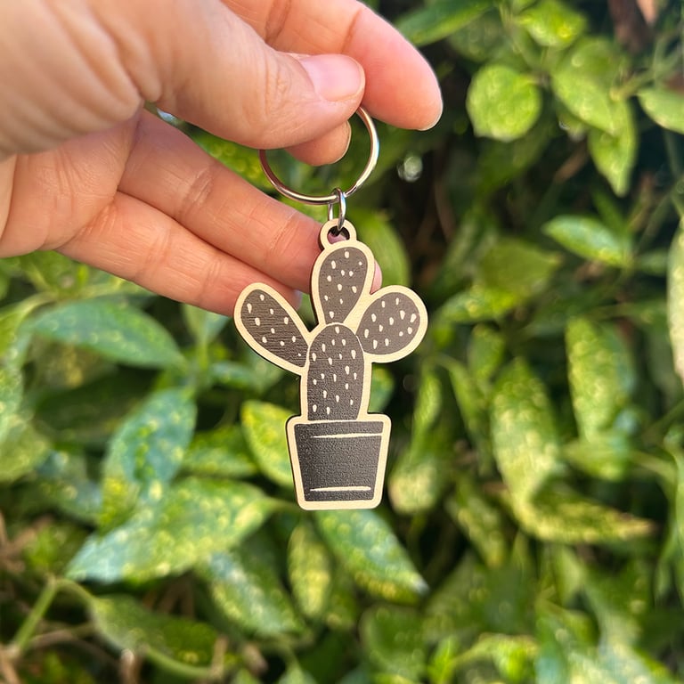 'Angel Wings Cactus' Wooden Keyring