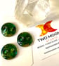 Set of 3 handmade green glass buttons - Image 5