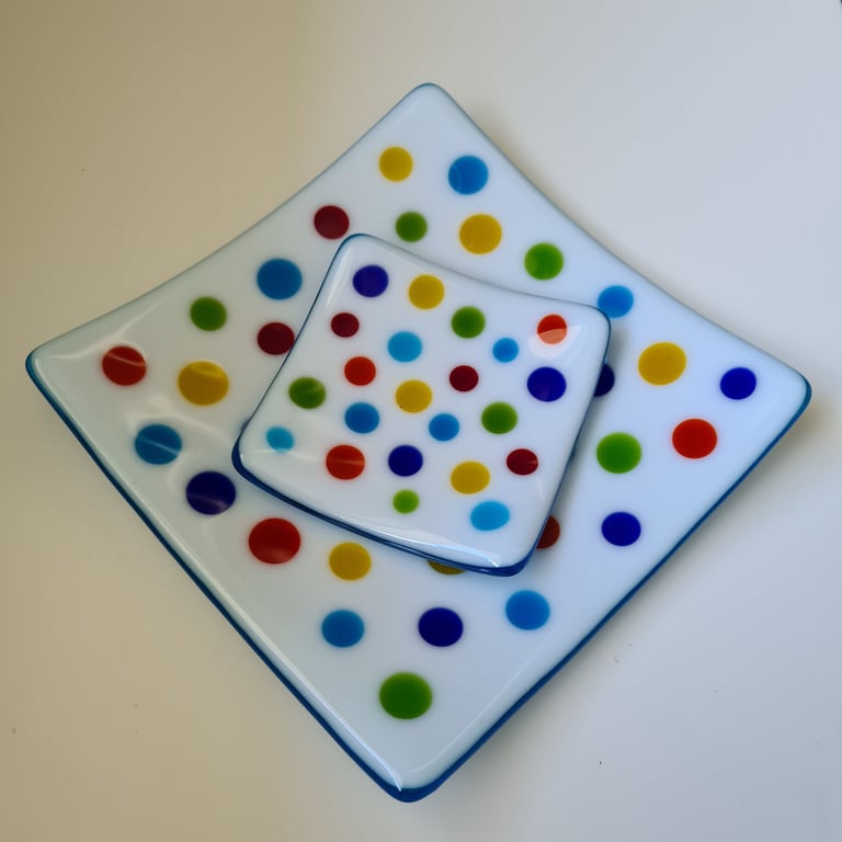 Fused glass spotty dish set with blue base