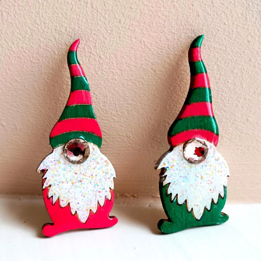 Red Christmas Gonk Wooden Hand Decorated Brooch Pins