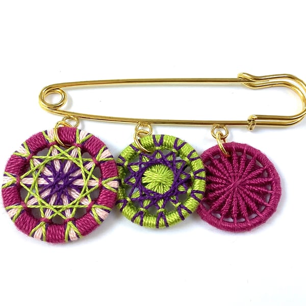 Kilt Pin Brooch
