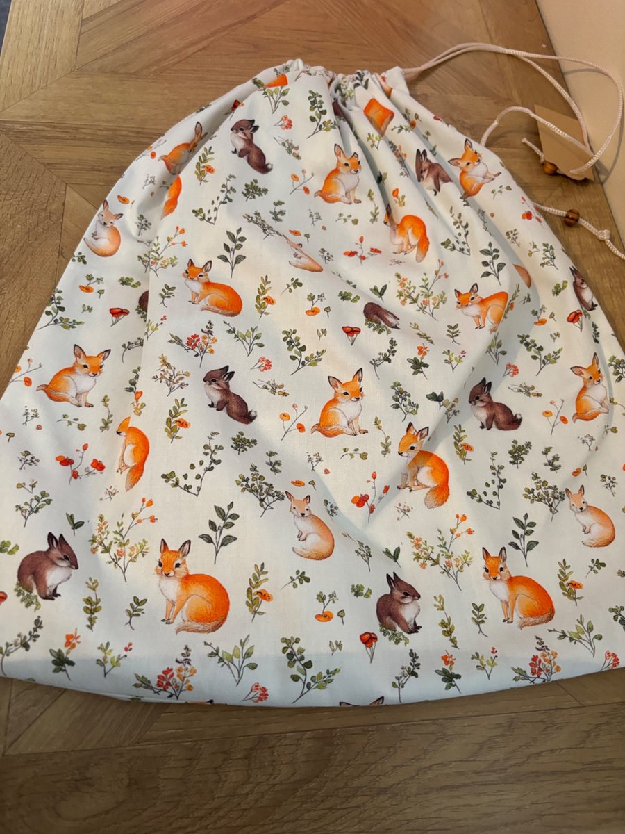 Drawstring bag in woodland animal print 