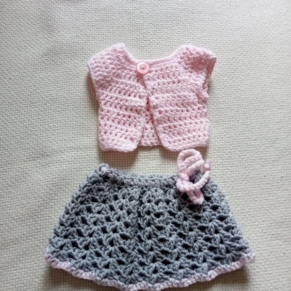  Cardigan and Skirt set for Doll