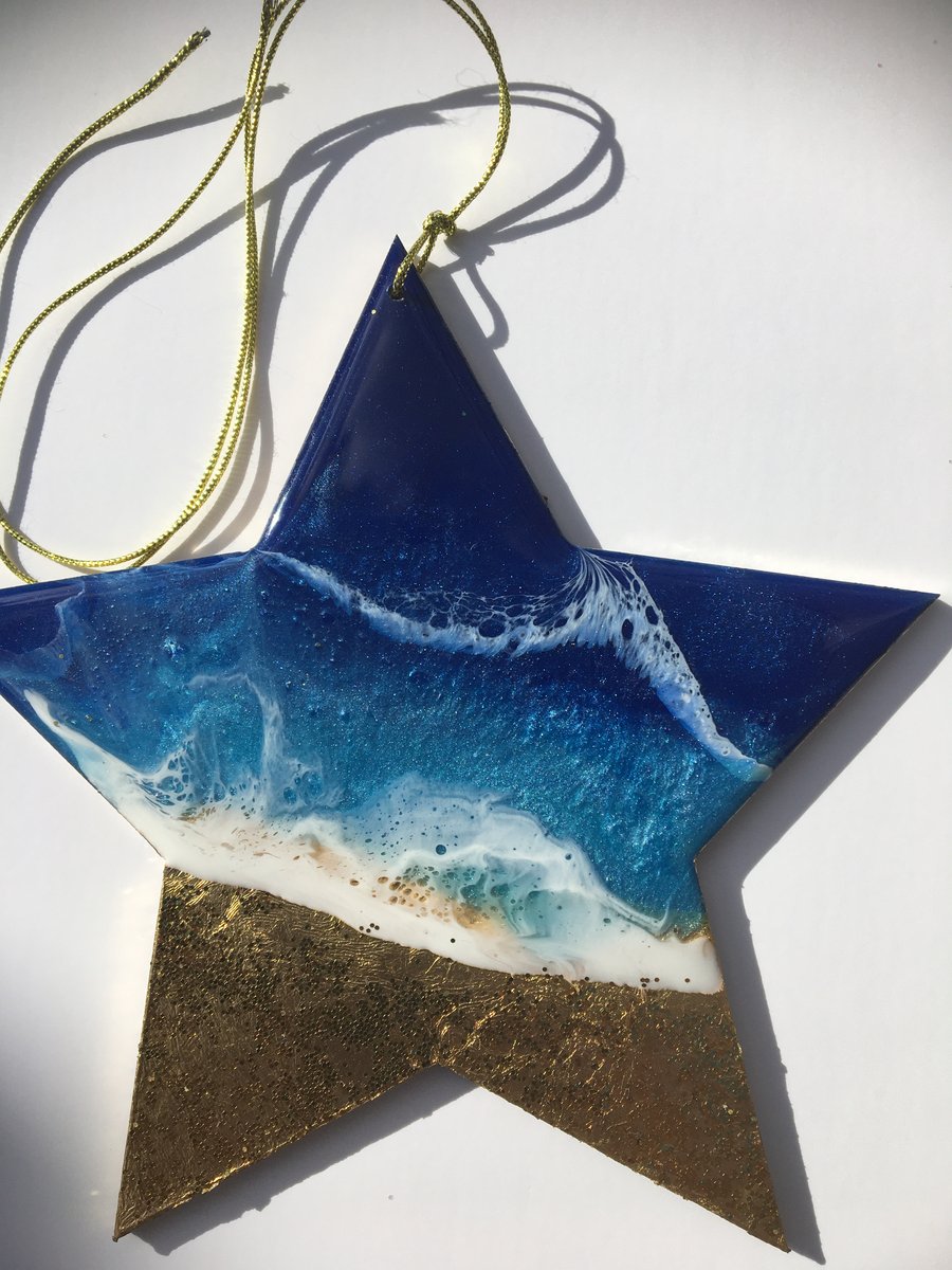 Christmas ornament, abstract, ocean, star, dark blue, shimmering blue, gold