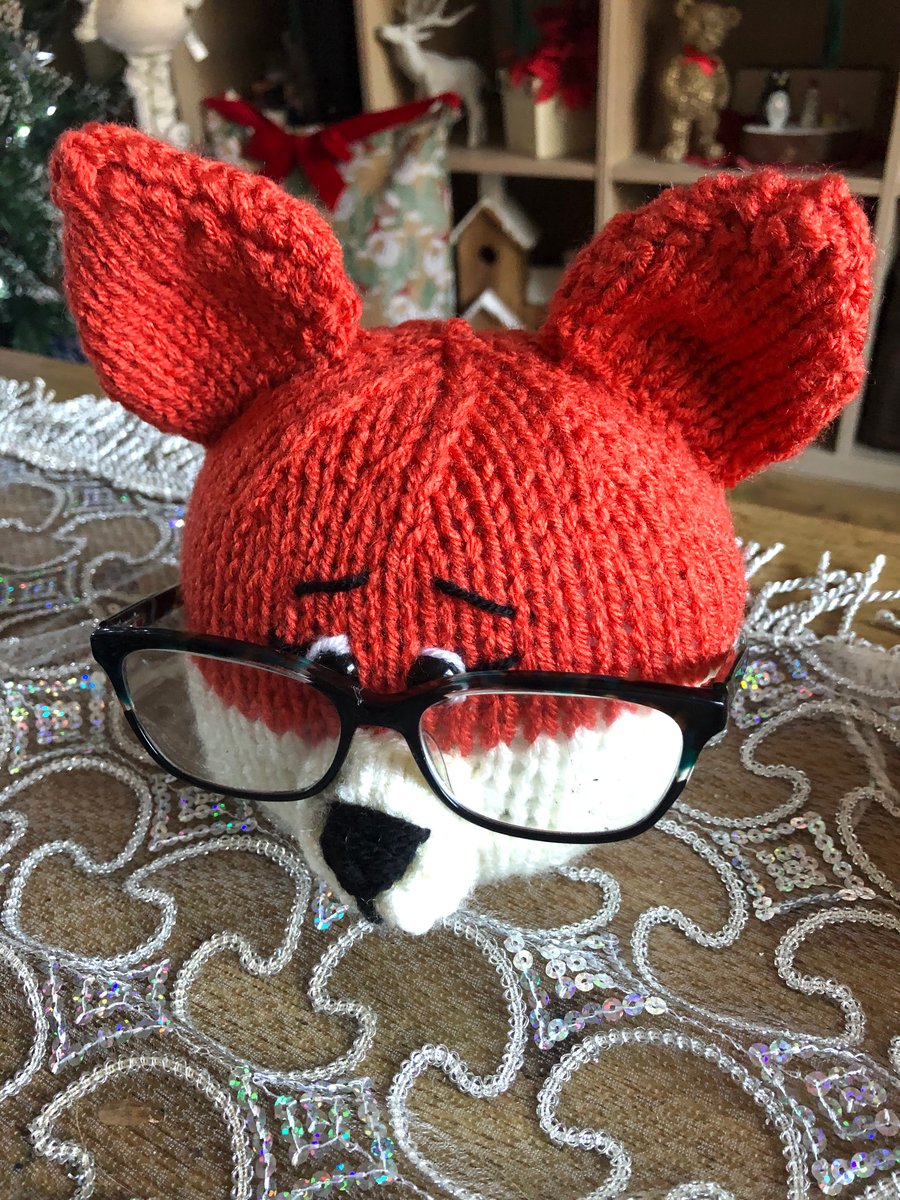 Fox glasses holder