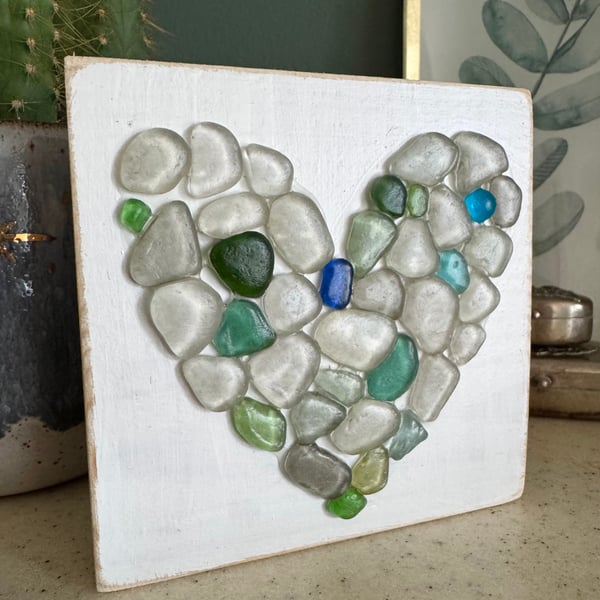 Sea Glass Heart Wooden Plaque Freestanding Decoration 