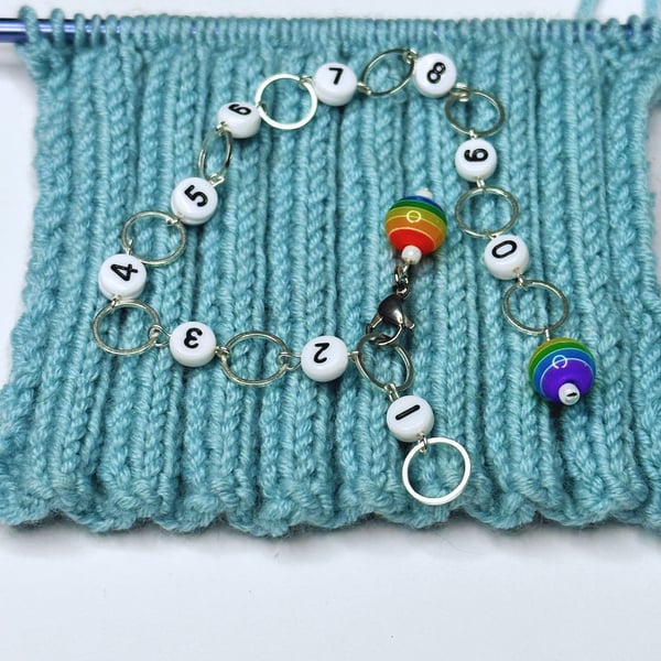 Row Counter Chain - Rainbow Stripe - Numbered Knitting Counting Chain Minimal Re