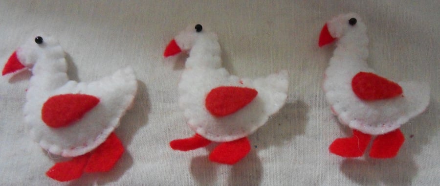 Three felt geese embellishments. Approx 2 half" x 2"