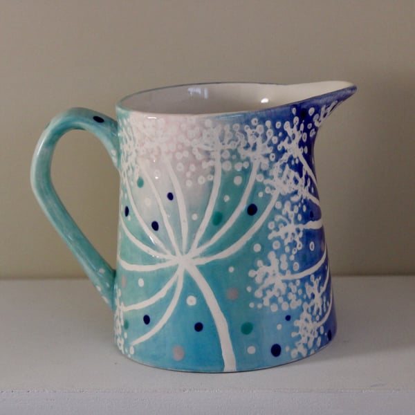 Cow parsley jug
