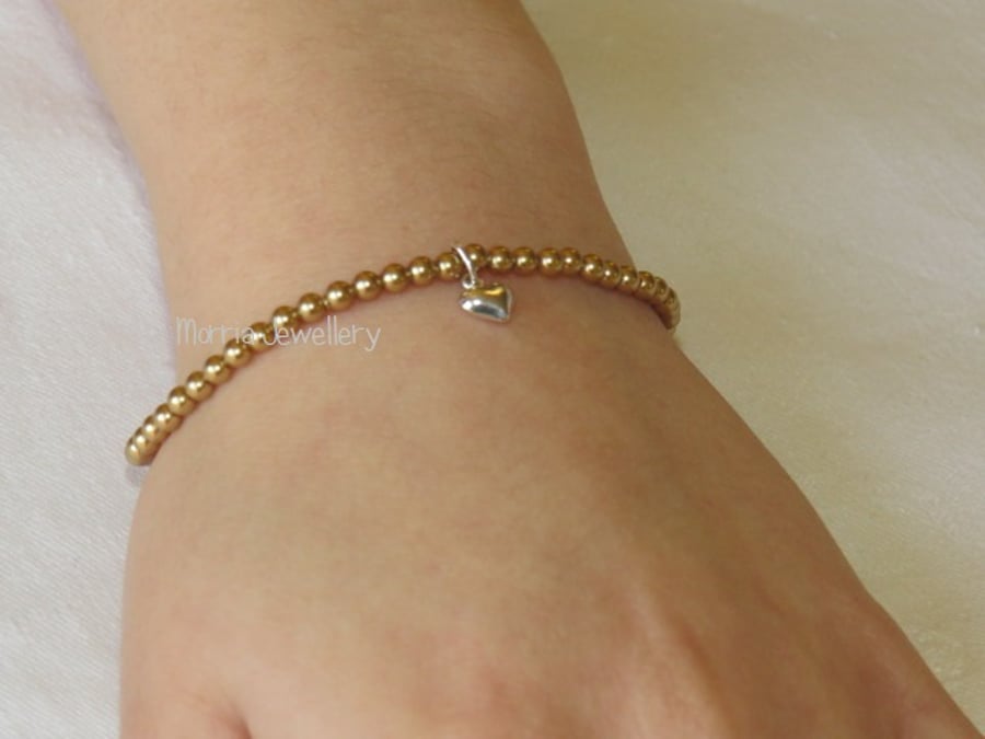 Pearl bracelet with Heart Charm