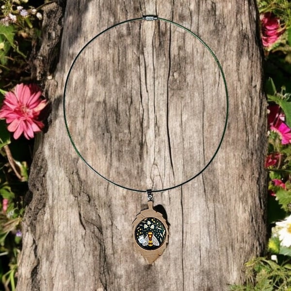 Mystical bee choker, bee jewellery, choker necklace, gothic jewellery, gothic be