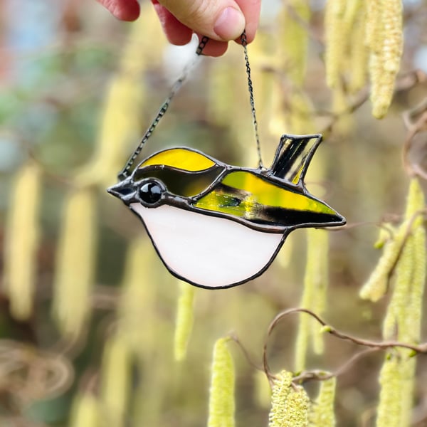 Super cute goldfinch stained glass bird decoration