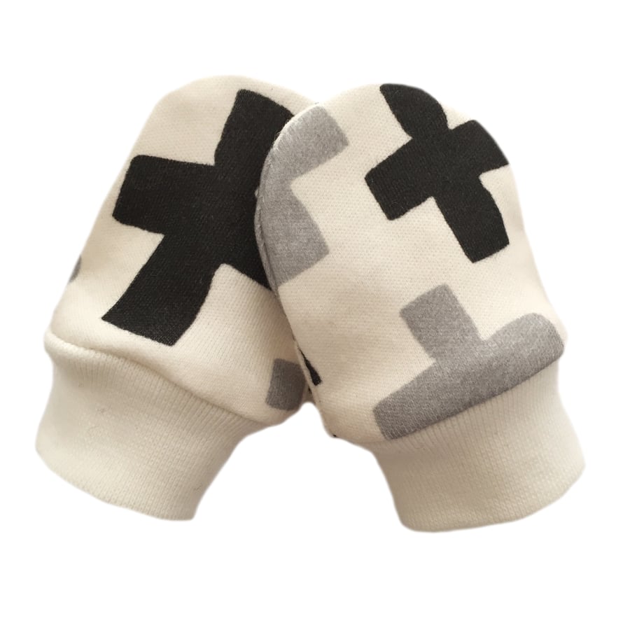 ORGANIC Baby SCRATCH MITTENS in BLACK & GREY SWISS CROSS  A New Baby Gift Idea