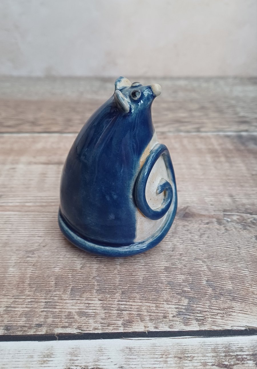 Little ceramic Mouse