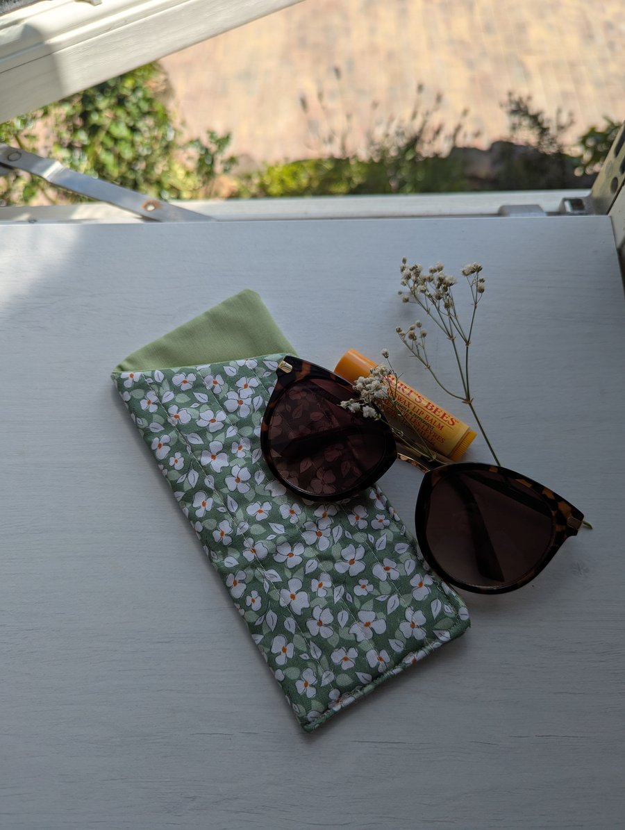 Sunglass cases -Green & White floral 