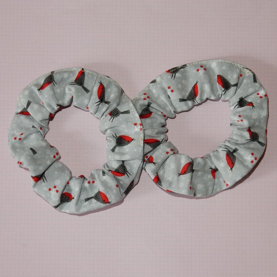 Girl's scrunchies Christmas Robins