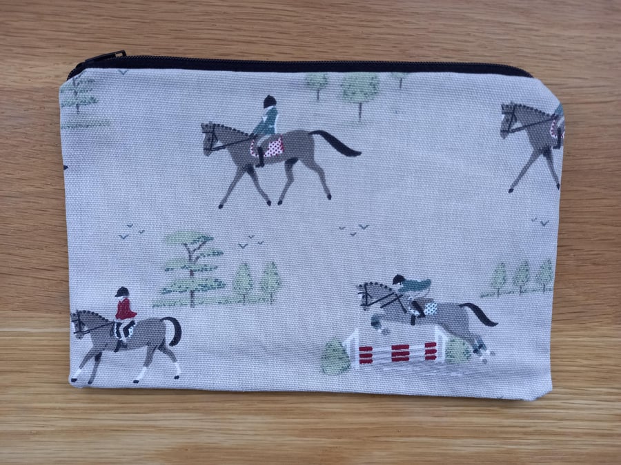 Show jumping horse Storage pouch - ideal gift  make up bag or pencil case