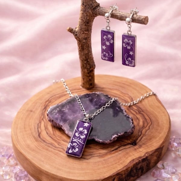 Handmade Purple Floral Resin Necklace & Earrings Set