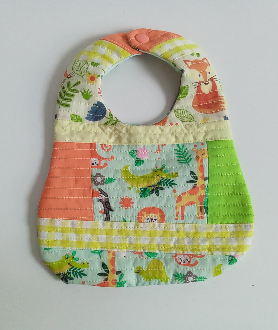Bib, Newborn bib, patchwork bib, quilted bib, reversible bib, gender neutral 