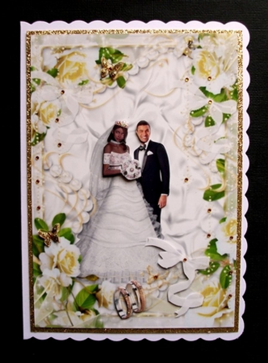 3D Bride and Groom in roses and ribbons frame