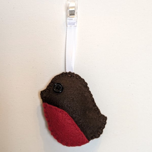 Handmade sewn felt Christmas tree decoration robin