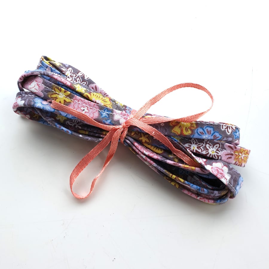 Childs Floral Shoe Laces