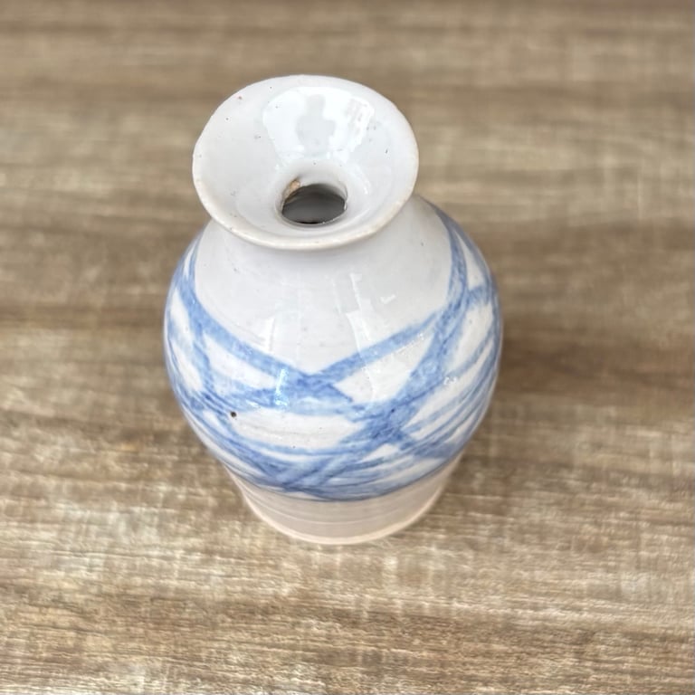 Teeny tiny vase