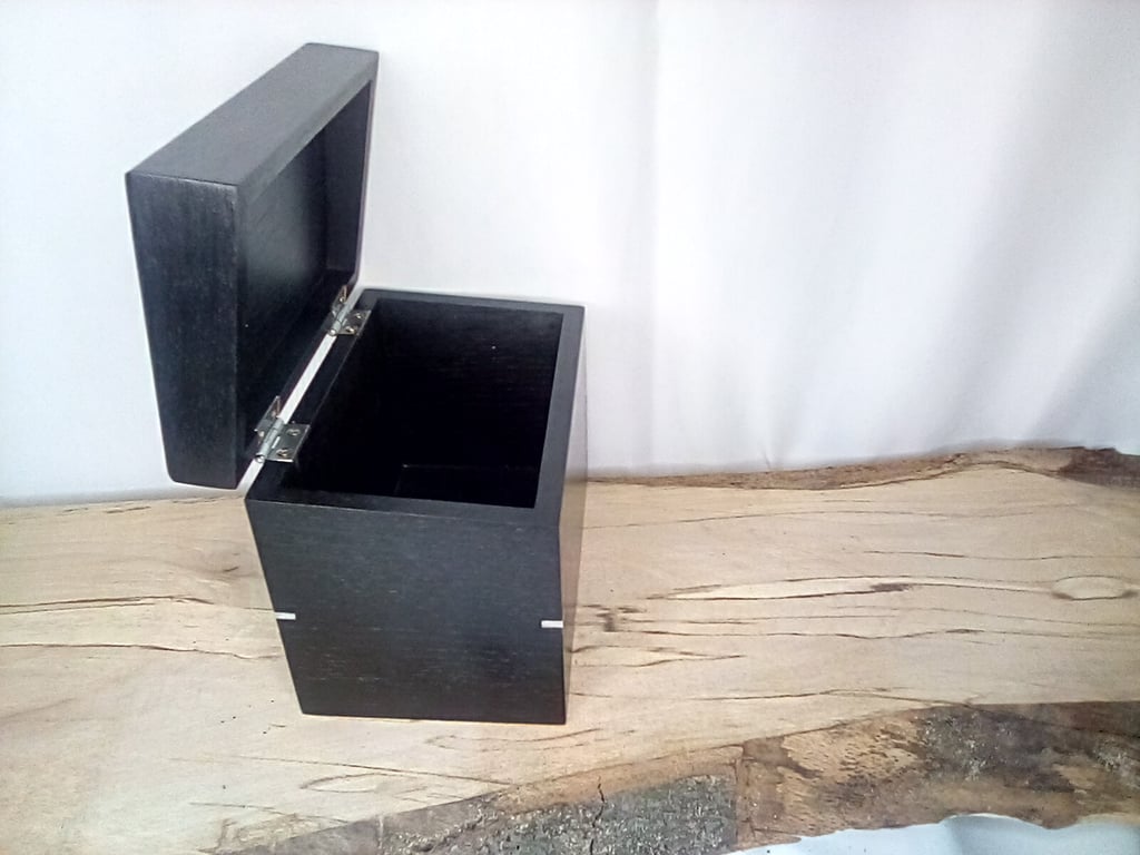 Memorial box
