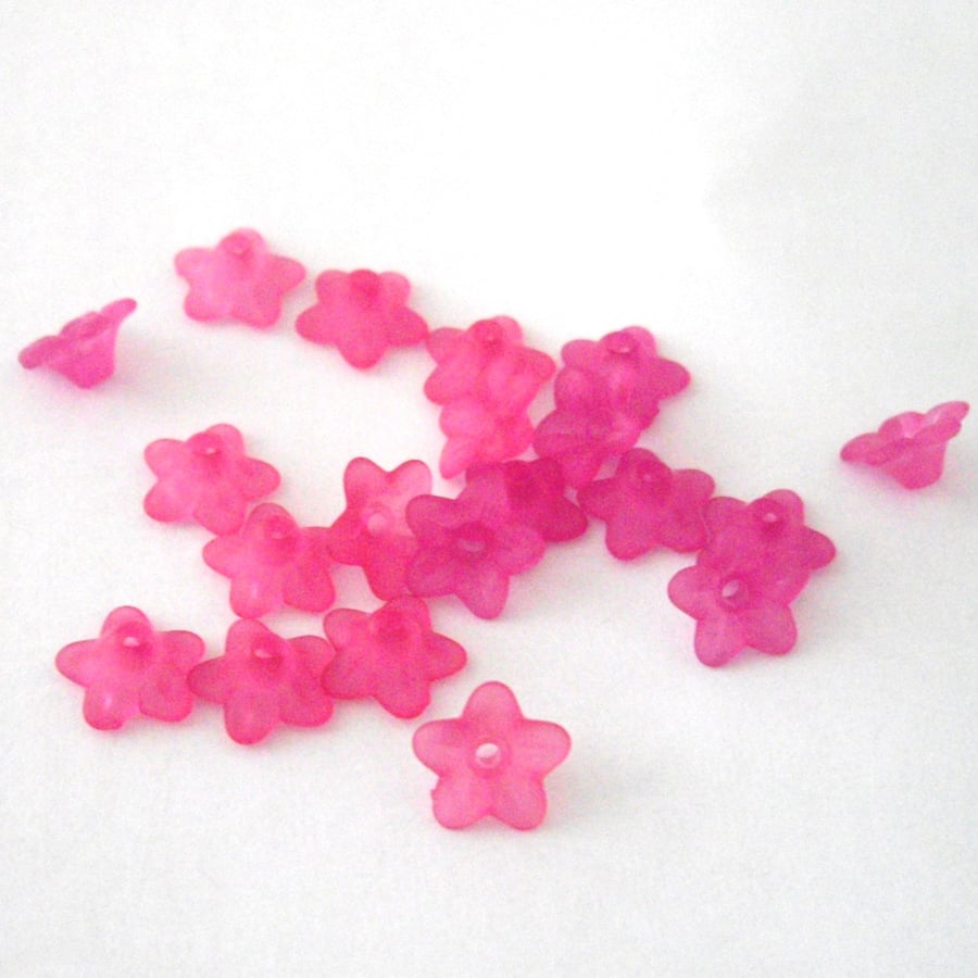 20 x 10mm Pink Lucite Flower Beads