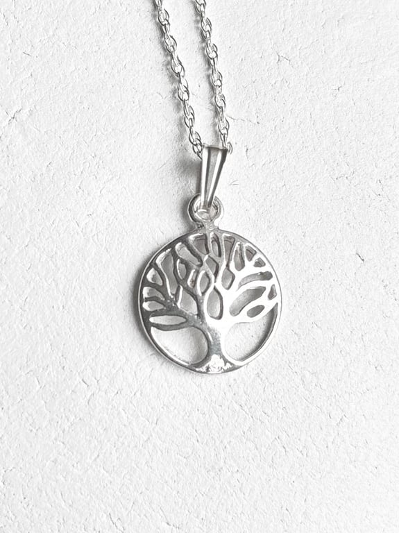 Sterling Silver Tree of Life Pendant on 40cm Rope Chain
