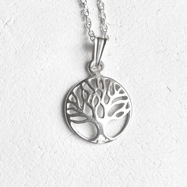 Sterling Silver Tree of Life Pendant on 40cm Rope Chain