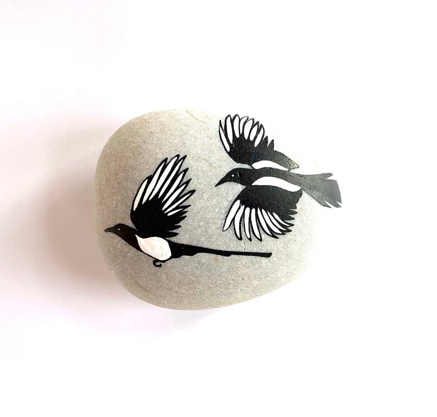 Two for Joy Magpies Stone - Handmade Nature Inspired Joy Gift for Adults - Decor