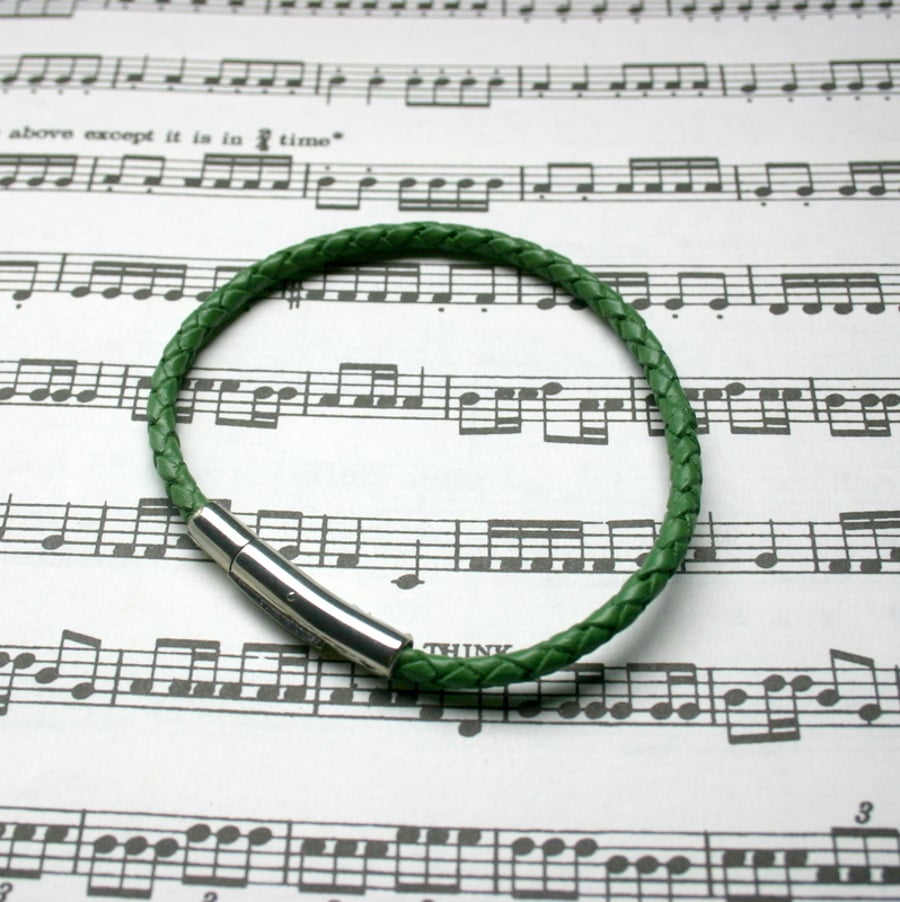 Unisex Green Braided Bracelet 