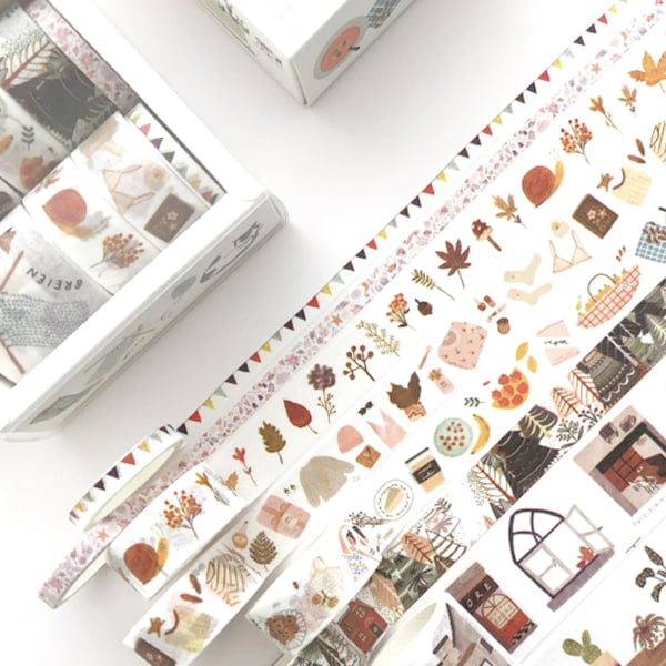 Everyday life Box set, clothes, books, trees, 8 Tapes, Cards, Journal 