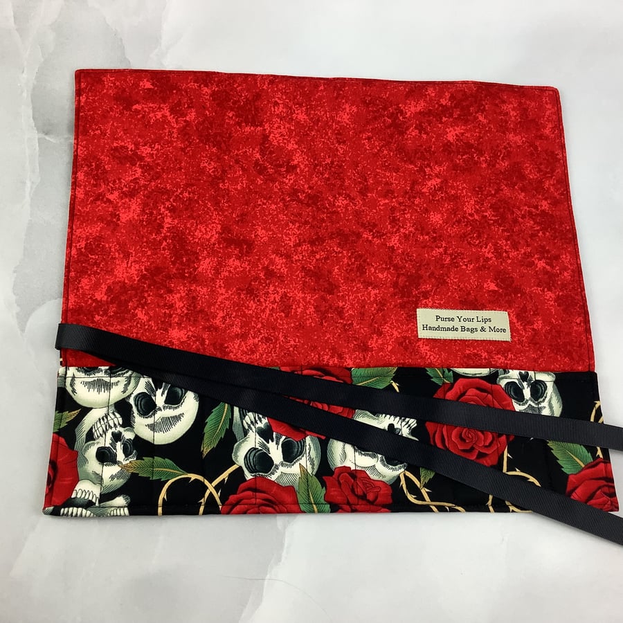 Skulls and roses fabric brush roll, Gothic pencil wrap, Tool wrap,  Handmade