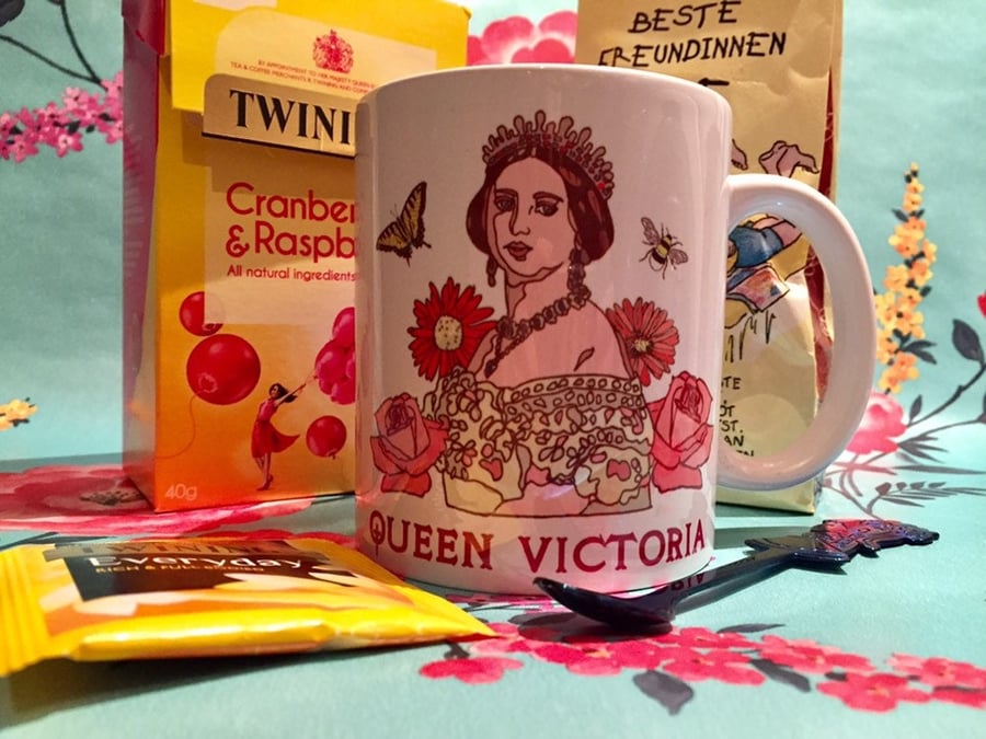 Queen Victoria Mug, illustrated mug with the Queen of England