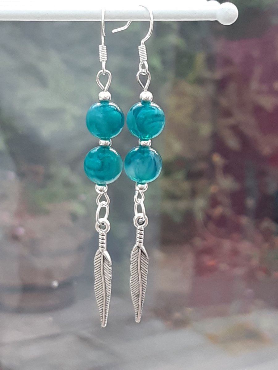 Green agate drop earrings