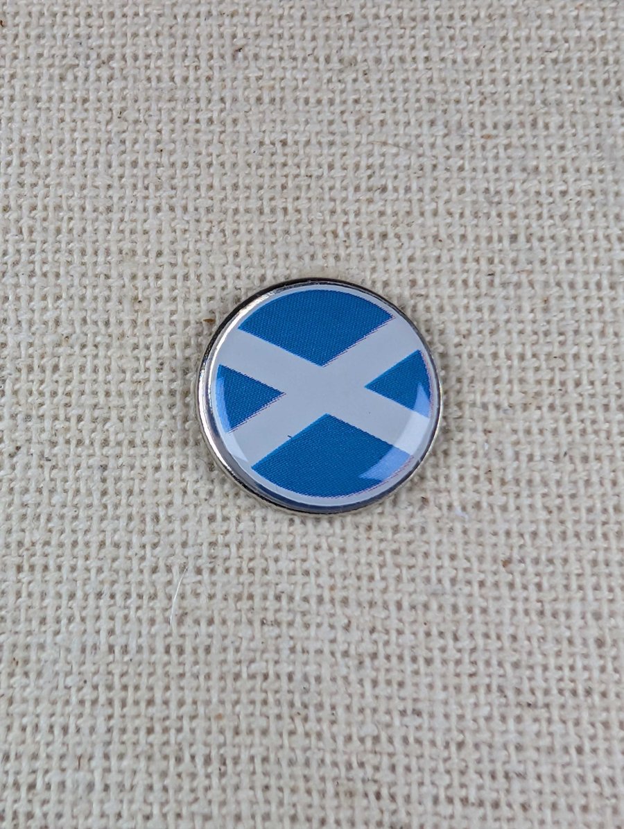 Scotland Flag Badge - Large Resin Topped Pin Badge - Scottish Flag Pin