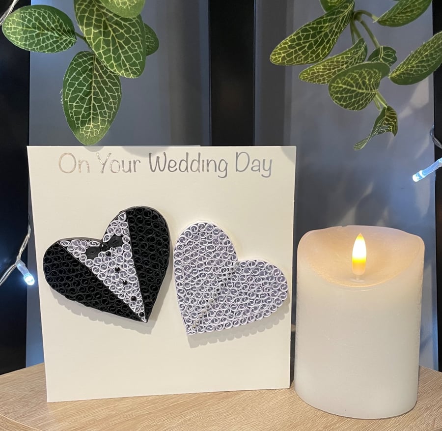 Handmade quilled wedding card