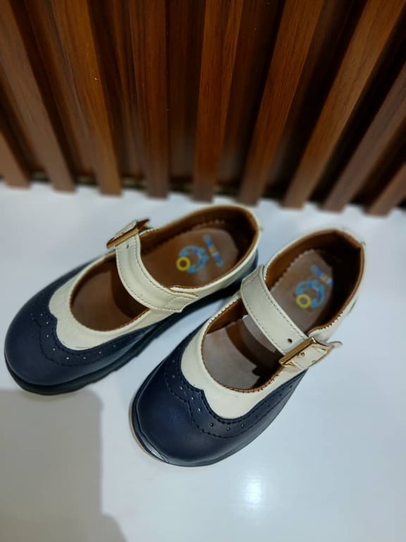 Castino Kids Leather Shoes
