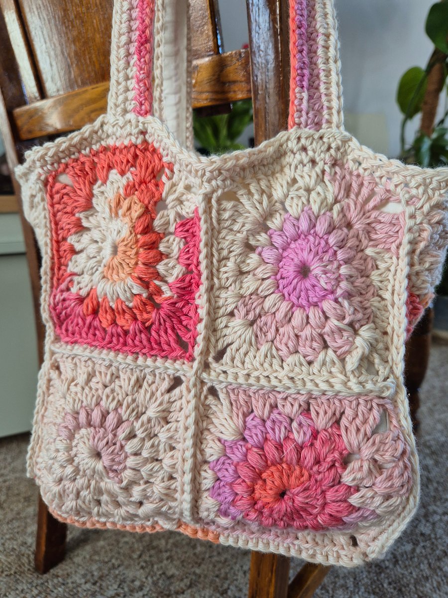 Savannah crochet tote bag