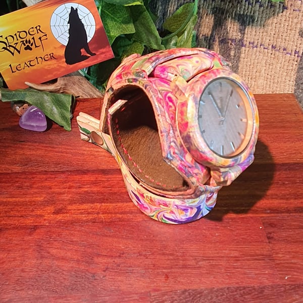 ladies marbled dyed watch.