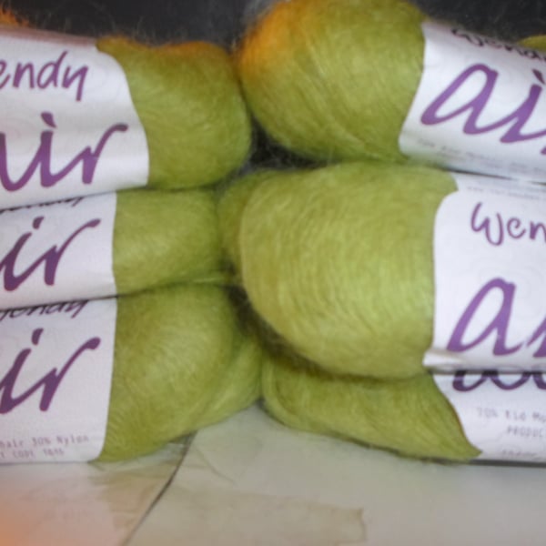 70% KID MOHAIR 6 X 25GM BALLS OF WENDY AIR IN ''DAISY' MID GREEN COLOUR